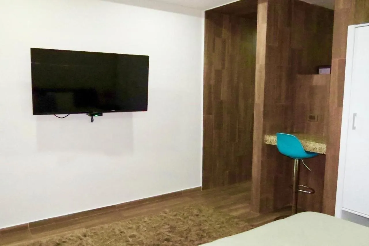 Palmarena Rooms & Residences - Long Stay Comfort With Parking, Sauna, Gym & Pool - Steps From 5Th Avenue Playa del Carmen