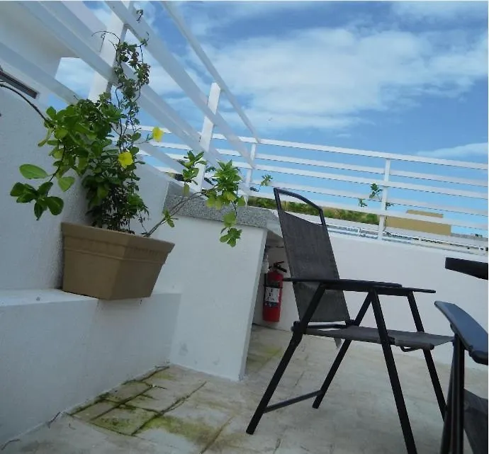*** Hotel Palmarena Rooms & Residences - Long Stay Comfort With Parking, Sauna, Gym & Pool - Steps From 5Th Avenue Playa del Carmen Mexico