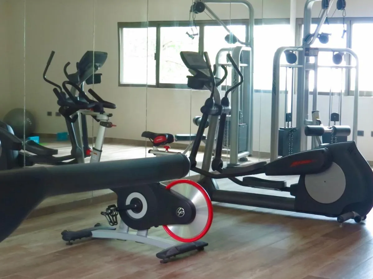 Palmarena Rooms & Residences - Long Stay Comfort With Parking, Sauna, Gym & Pool - Steps From 5Th Avenue Playa del Carmen 3*,  Mexico