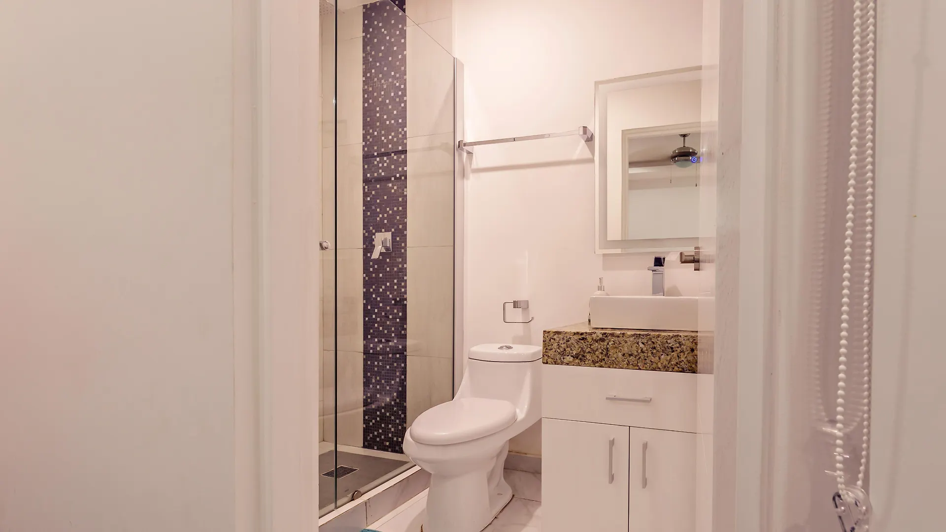 호텔 Palmarena Rooms & Residences - Long Stay Comfort With Parking, Sauna, Gym & Pool - Steps From 5Th Avenue 신데 델 카르멘